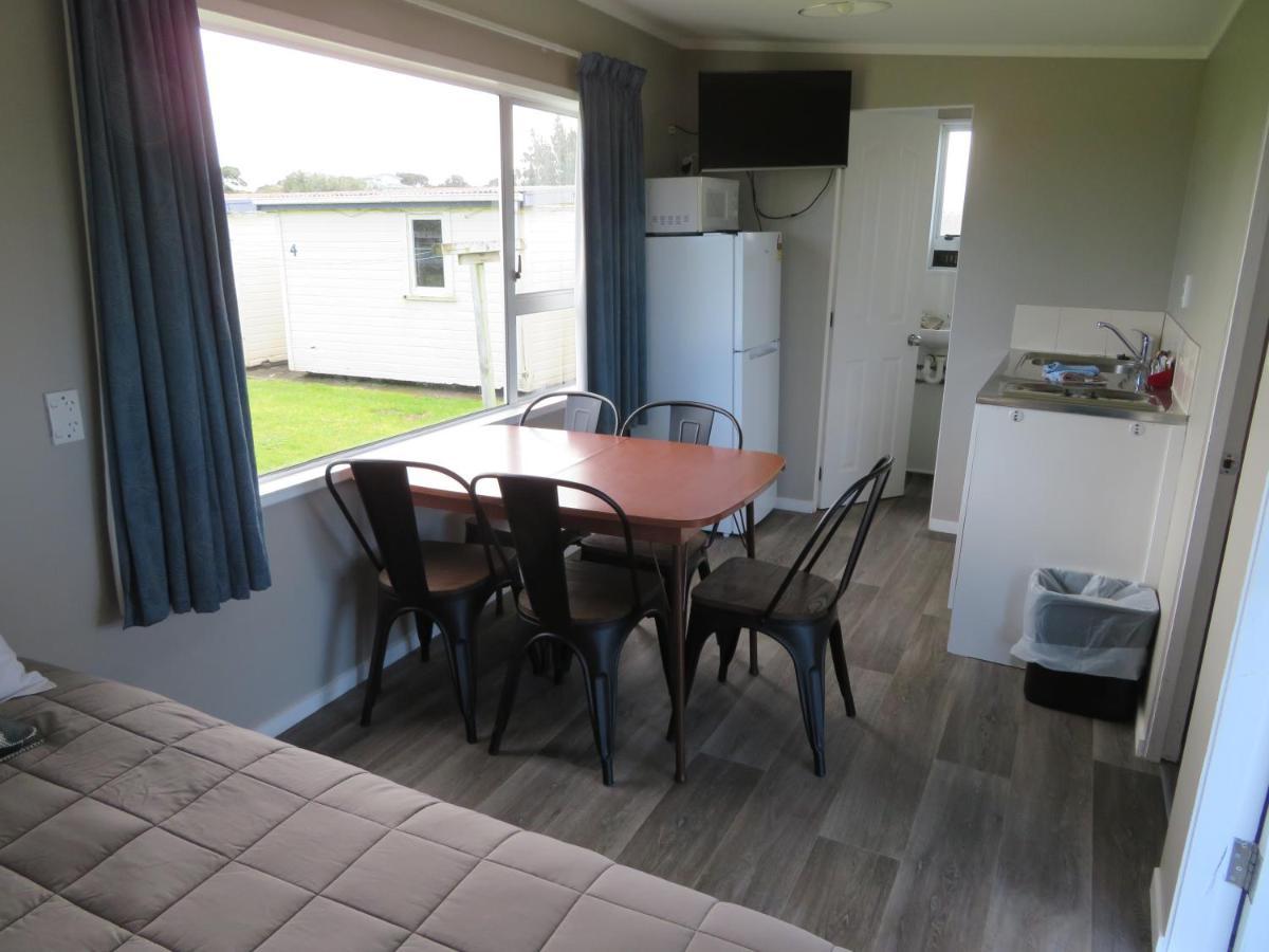 Whanganui Seaside Holiday Park Exteriör bild