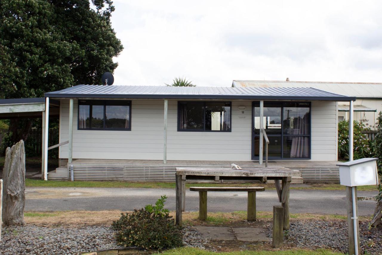 Whanganui Seaside Holiday Park Exteriör bild