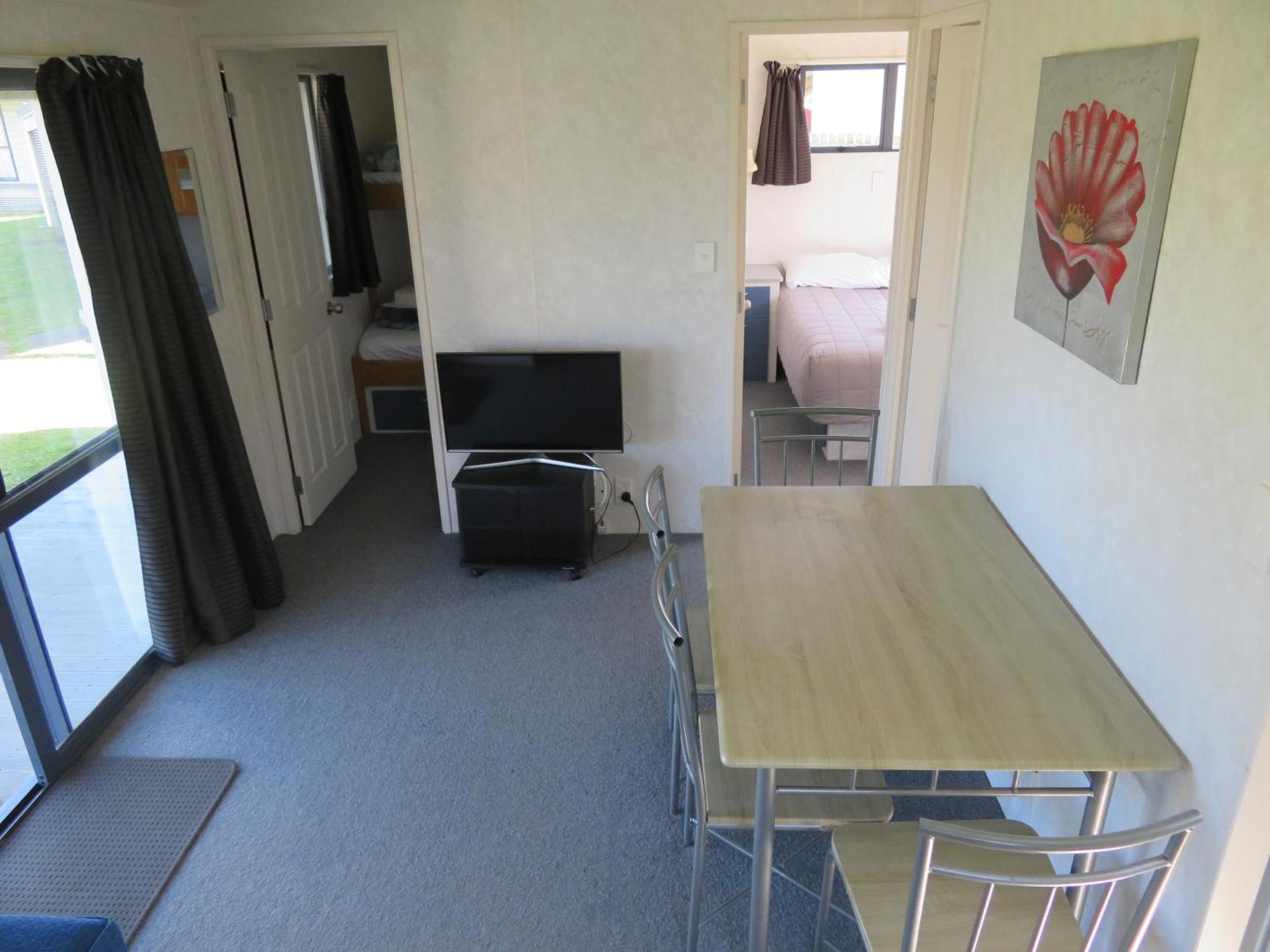 Whanganui Seaside Holiday Park Rum bild