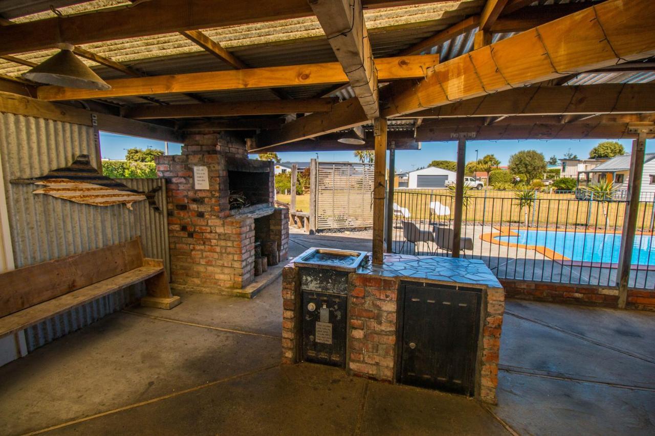 Whanganui Seaside Holiday Park Exteriör bild